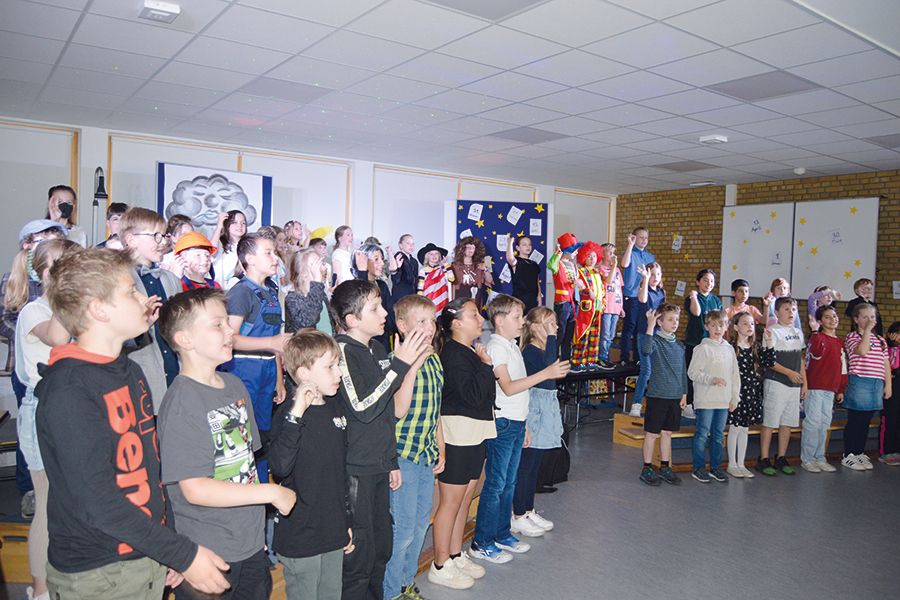 Der kleine Tag als Musical an der OPS
